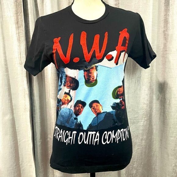 N.W.A. Straight Outta Compton T-Shirt NWOT - Picture 6 of 8